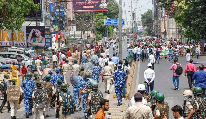 Bharat Bandh: अग्निपथ योजना के विरोध के चलते आज पूरा भारत बंद